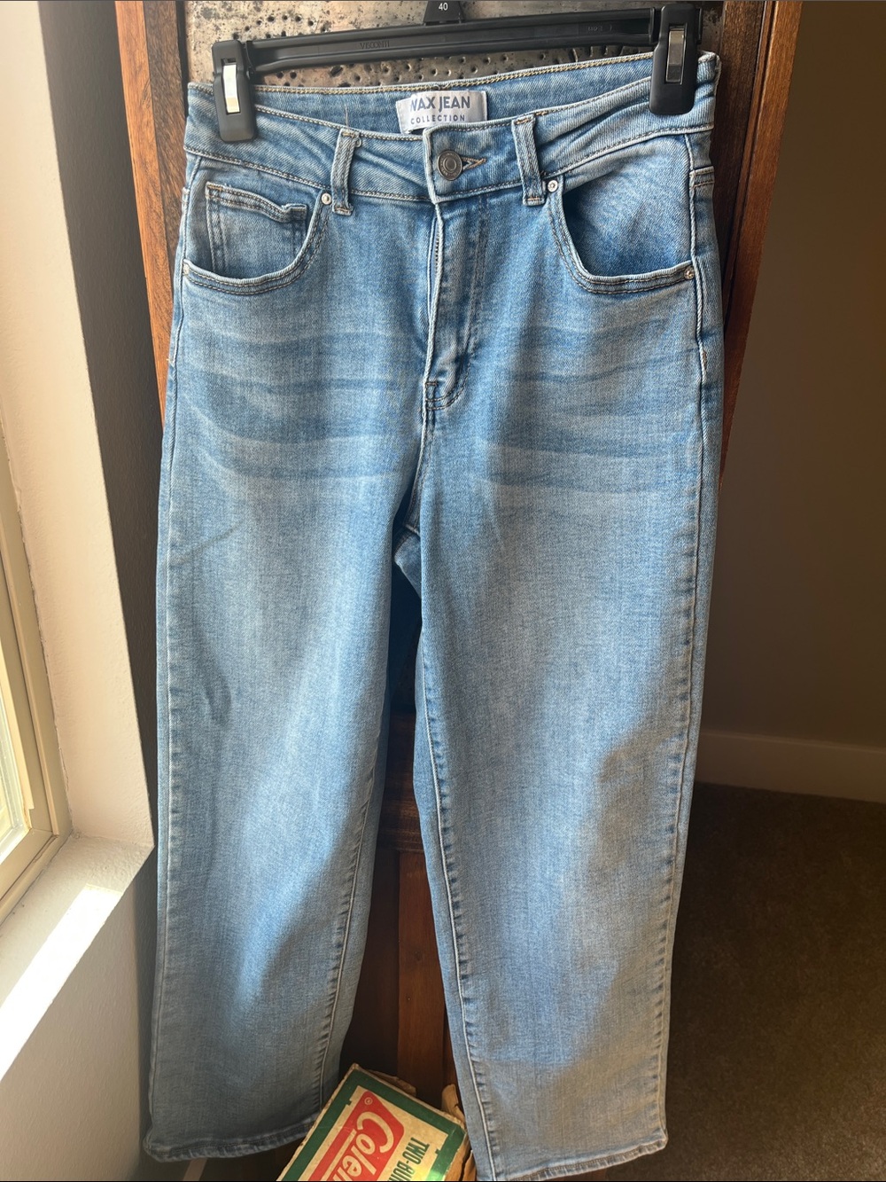 Max Jean Light Blue Women's Straight-Leg Jeans Wax Collection